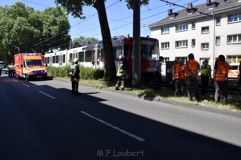 VU Roller KVB Bahn Koeln Luxemburgerstr Neuenhoefer Allee P014.JPG - Miklos Laubert